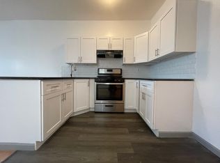 281 Forrest St #3E, Jersey City, NJ 07304