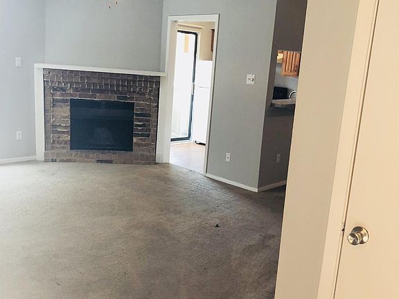 4th image of 2105 Remington St APT 15D
