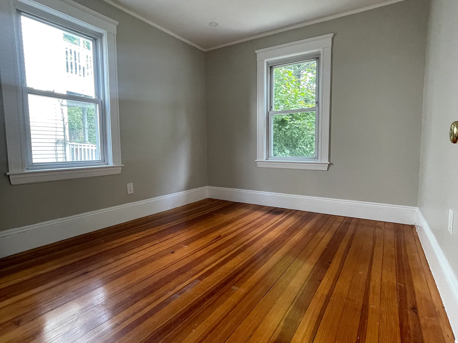 2 bed, 900 sqft, $2,800 — Photo 4