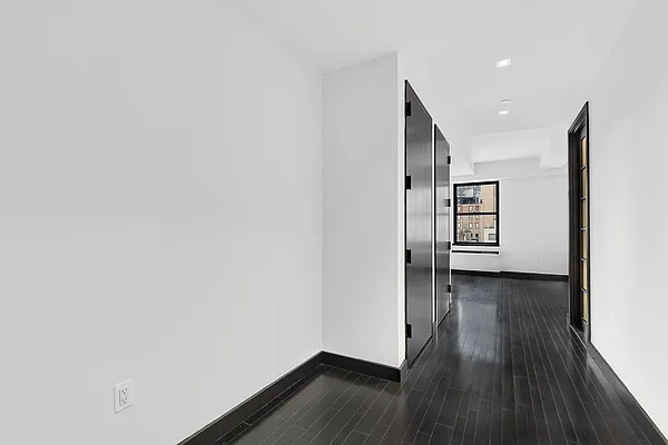 Rented by R New York | media 11