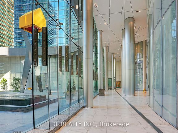 5th image of 14 York St Unit 2012