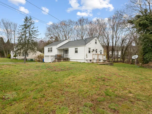283 Boston Post Road, Waterford, CT 06385