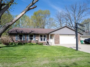 30 Sleepy Hollow Ct, Westfield, IN 46074