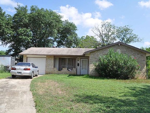 2nd image of 317 Melissa Ct