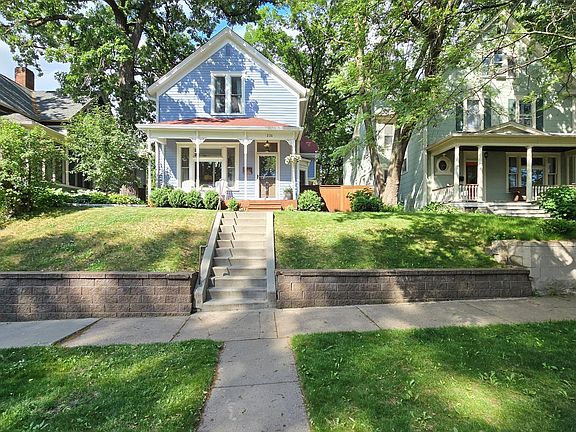 2nd image of 336 Maple St