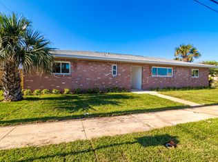 705 Poinsetta Dr, Satellite Beach, FL 32937