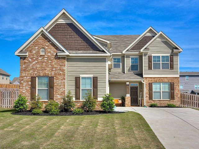 1st image of 1510 Driftwood Ln