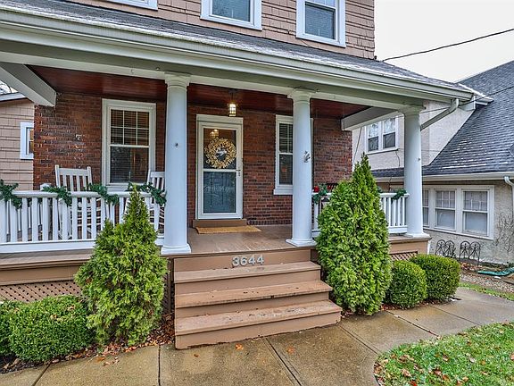 3rd image of 3644 Saybrook Ave