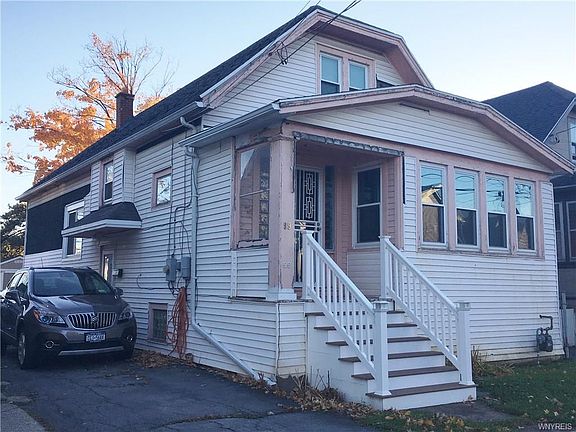 2nd image of 99 Roosevelt Ave