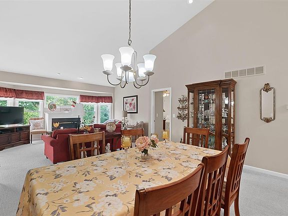 3rd image of 5528 Heatherbluff Ct