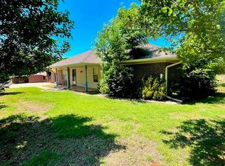 1829 Ranchwood Dr, Newcastle, OK 73065