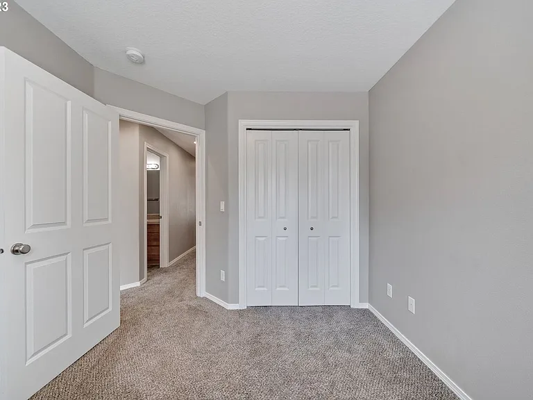 773 N Pine St — Photo 20