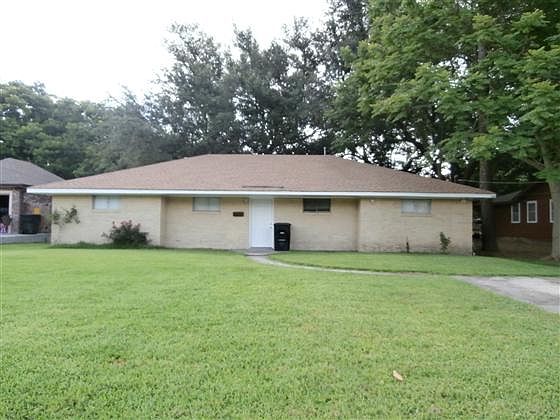 1st image of 113 Vogt Dr