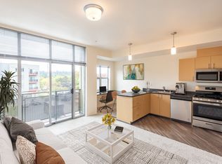 Saffron Apartments, Sammamish, WA 98074