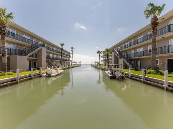 200 Sunnyisle Dr #207, South Padre Island, TX 78597
