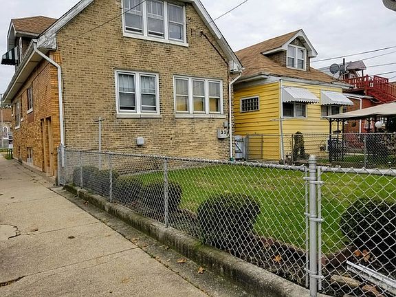 4th image of 2846 N 74th Ct