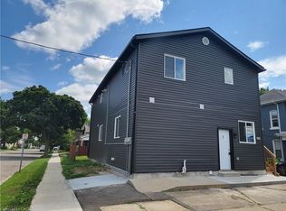 103 Peel St, Brantford, ON N3S5M3