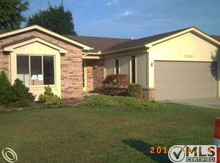 35249 Wright Cir, Sterling Heights, MI 48310