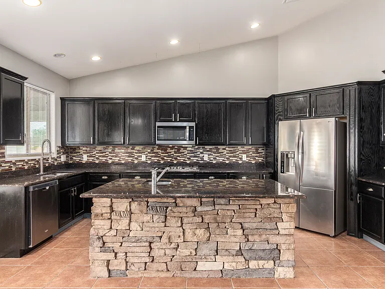 10335 N Tall Cotton Dr — Photo 8