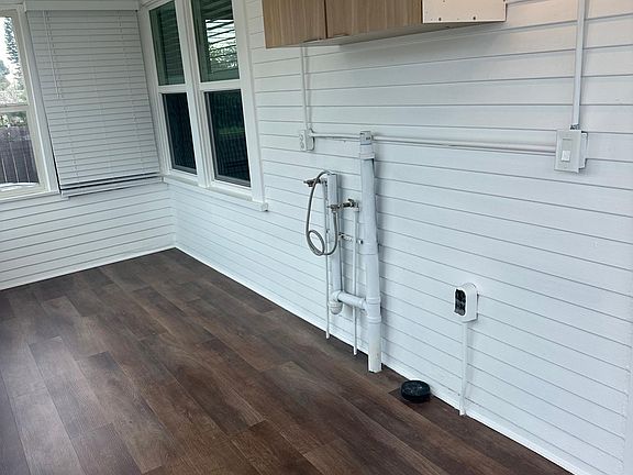 Laundry/sunroom washer and dryers not included