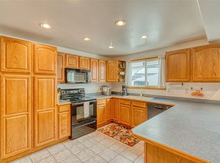 130 1st Ave SE, Cut Bank, MT 59427