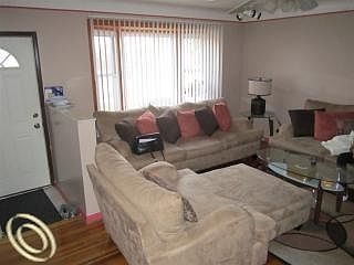 3rd image of 27151 Haverhill Dr