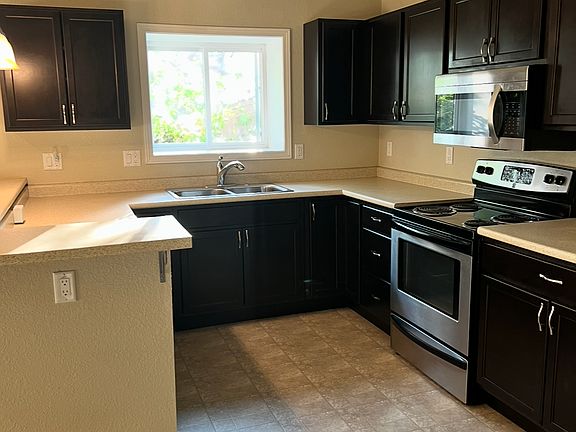 3rd image of 147 Chester Way