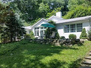14 Old Park Rd, Tuxedo Park, NY 10987
