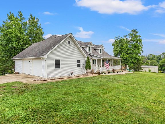 2nd image of 94 Gwinn Island Cir