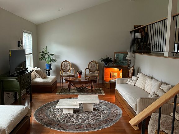 Living room 1