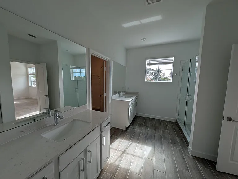 6831 Cobia Cir — Photo 9