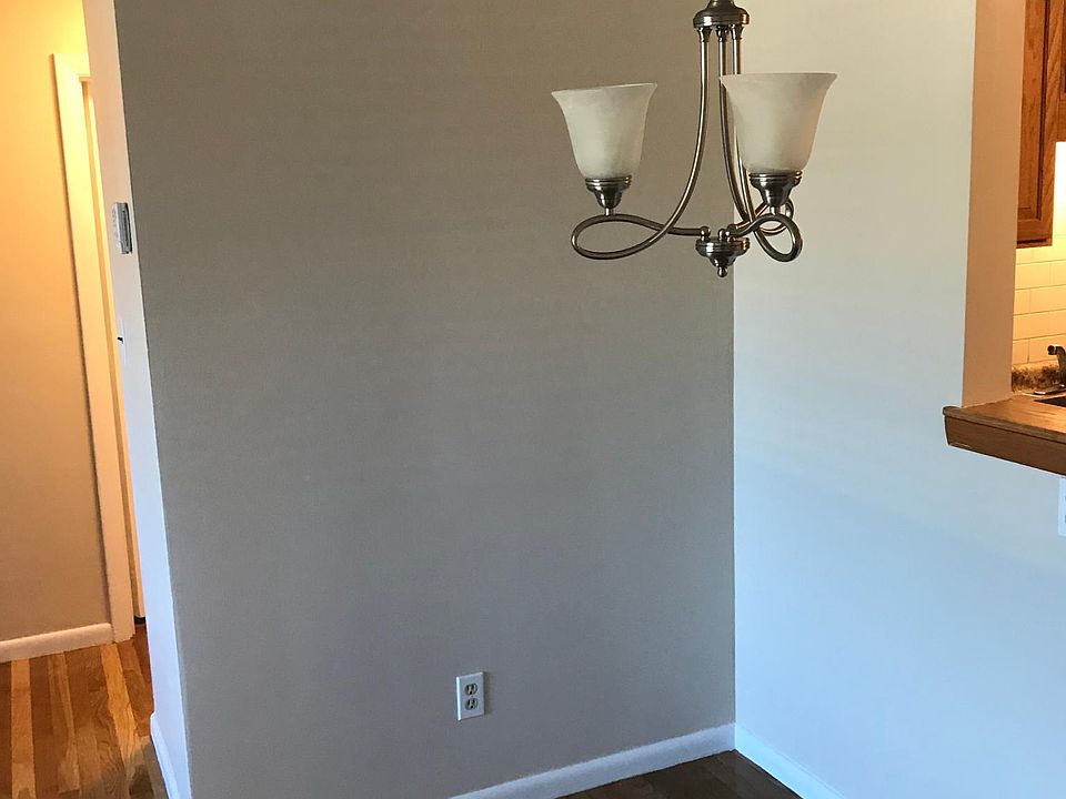 1st image of 194 Lincoln St APT 10