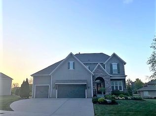 11500 W 158th St, Overland Park, KS 66221