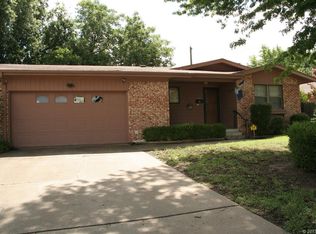 541 S 98th Ave E, Tulsa, OK 74128