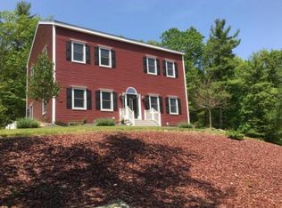 34 Old Bye Rd, Raymond, NH 03077