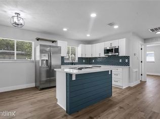 1017 Victor Dr, Dunedin, FL 34698