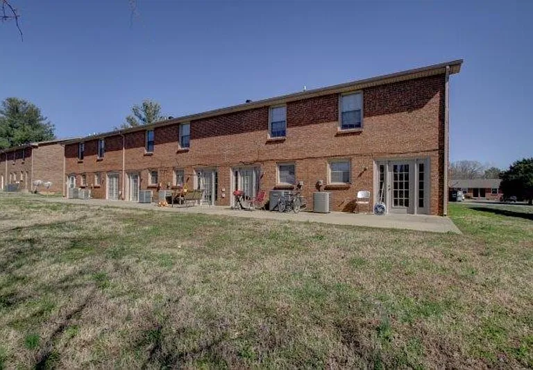 812- E Golfview Pl — Photo 13