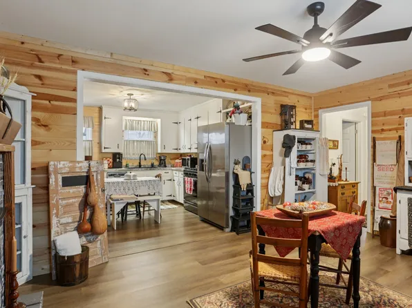 117 June Dr, Dickson, TN 37055