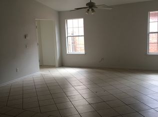 2429 Grapevine Dr, Midwest City, OK 73130