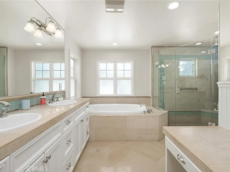 3306 Highland Ave — Photo 36