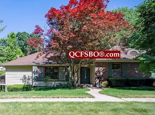 3420 52nd St, Moline, IL 61265