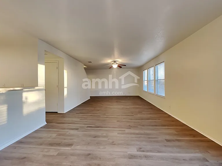 7711 Cortland Oak — Photo 6