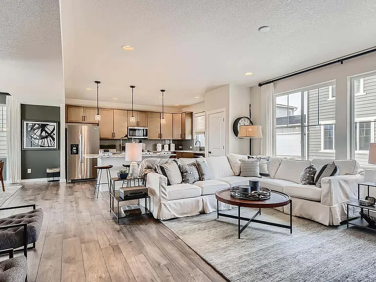 5897 Spring Breeze Dr — Photo 3