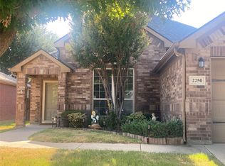 2250 Kaitlyn Dr, Weatherford, TX 76087
