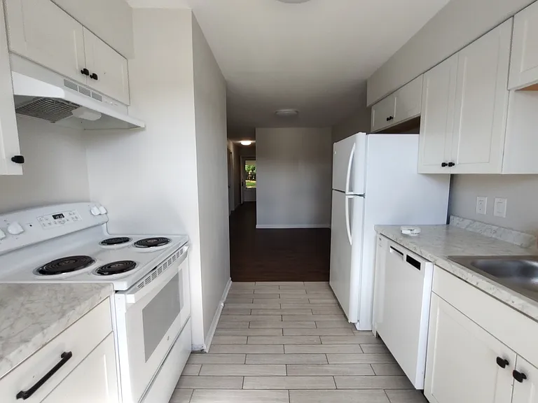 1819-1821 Kilkenny Ct #1 — Photo 4