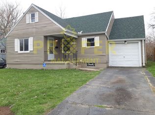 1821 Kensington Dr, Dayton, OH 45406