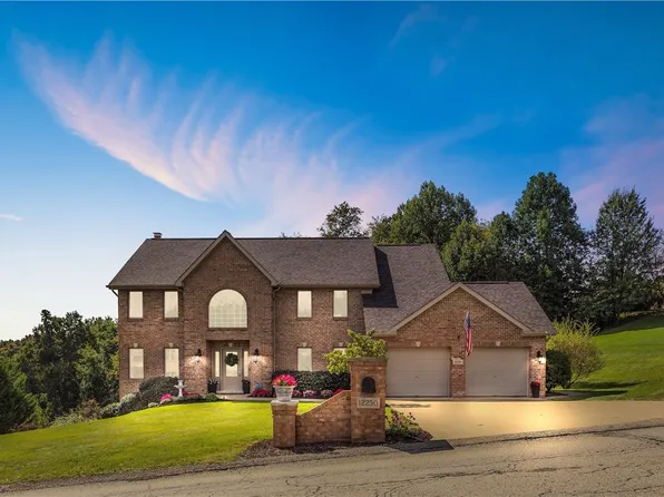 12250 Sedona Dr, North Huntingdon, PA 15642