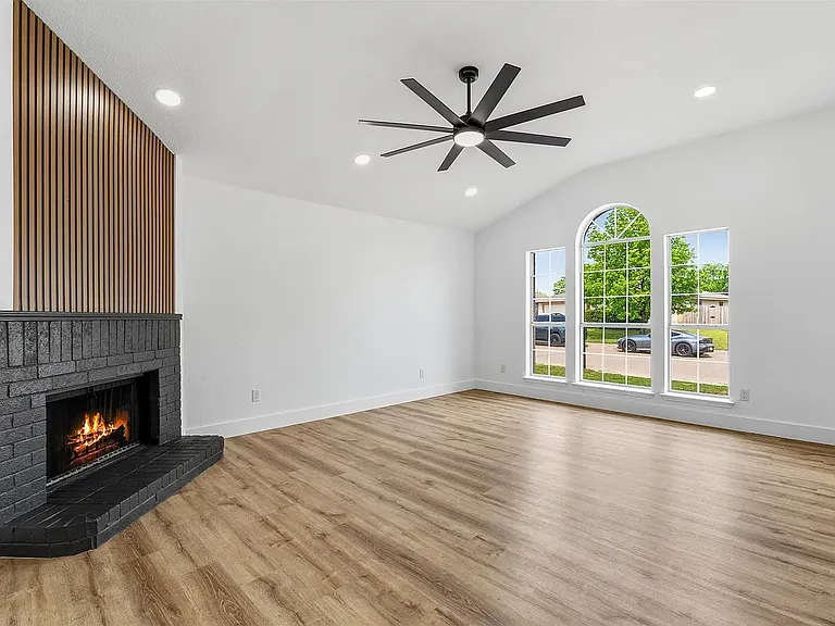 9255 Crimnson Ct — Photo 4