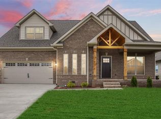 406 Adalynn Cir, Bowling Green, KY 42104