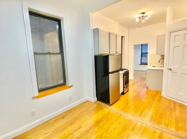 306 East 11th Street image 1 of 11